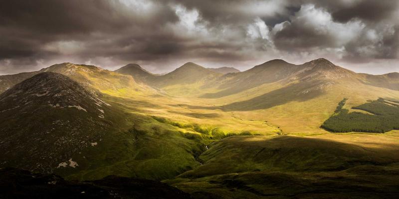 亲子游乐中的观察艺术：在儿童乐园里读懂孩子的成长密码