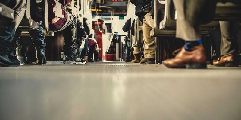 儿童乐园空间设计心理学：色彩、布局与光线如何潜移默化影响孩子情绪与行为